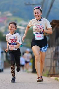 BIB: 820, 24010, 8084
                            <button type="button" onclick="openModal(18969731)" class="btn btn-primary btn-sm float-right btn-popup" data-toggle="modal" data-target=".modal-high-quality">
                        <i class="fas fa-shopping-cart"></i> Add to Cart
                    </button>
                                            <button type="button" onclick="isThisMe(18969731, true)" class="btn btn-success btn-sm float-right btn-popup btn-isme hidden" data-toggle="tooltip" data-placement="bottom" title="นี่คือรูปของคุณใช่ไหม คลิกที่นี่เพื่อเอาเข้าอัลบั้ม">
                        <i class="fas fa-plus"></i> Add to album
                    </button>
                    <button type="button" onclick="isThisMe(18969731, false)" class="btn btn-warning btn-sm float-right btn-popup btn-isnotme hidden">
                        <i class="fas fa-ban"></i> Remove from album
                    </button>